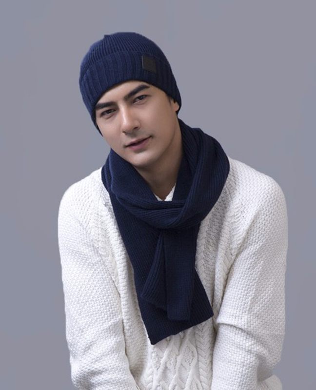 Exclusive Knit Hat and Scarf Set Exclusive Knit Hat and Scarf Set