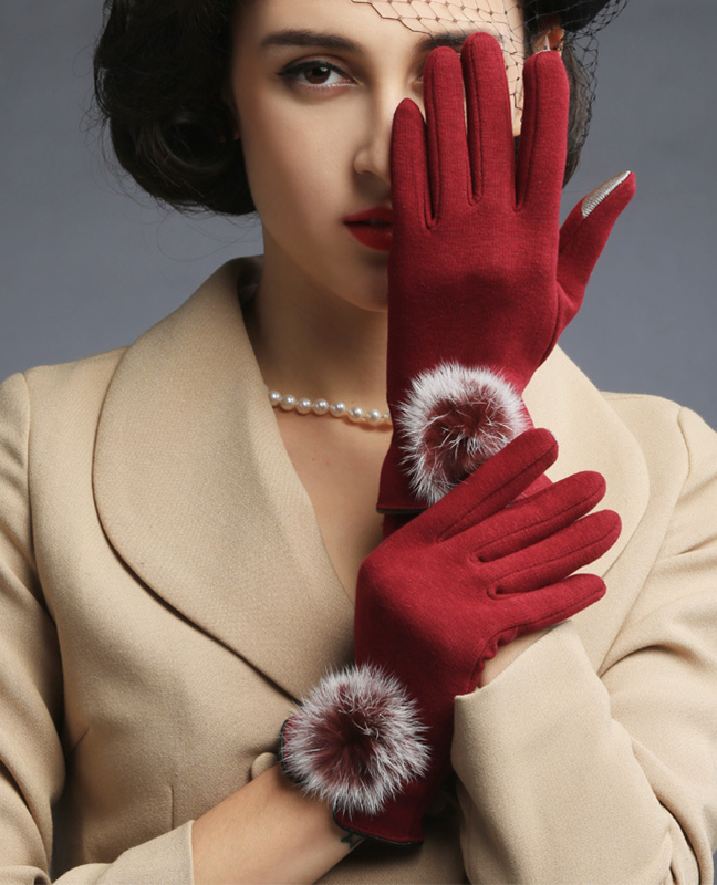 Plush Lace Mitten Plush Lace Mitten