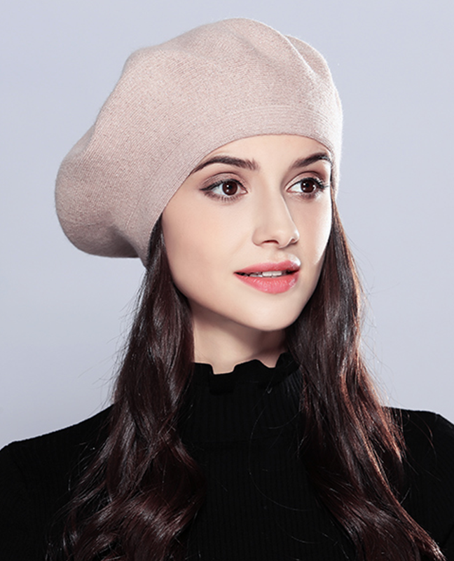 Elegant Knitted Beret Elegant Knitted Beret